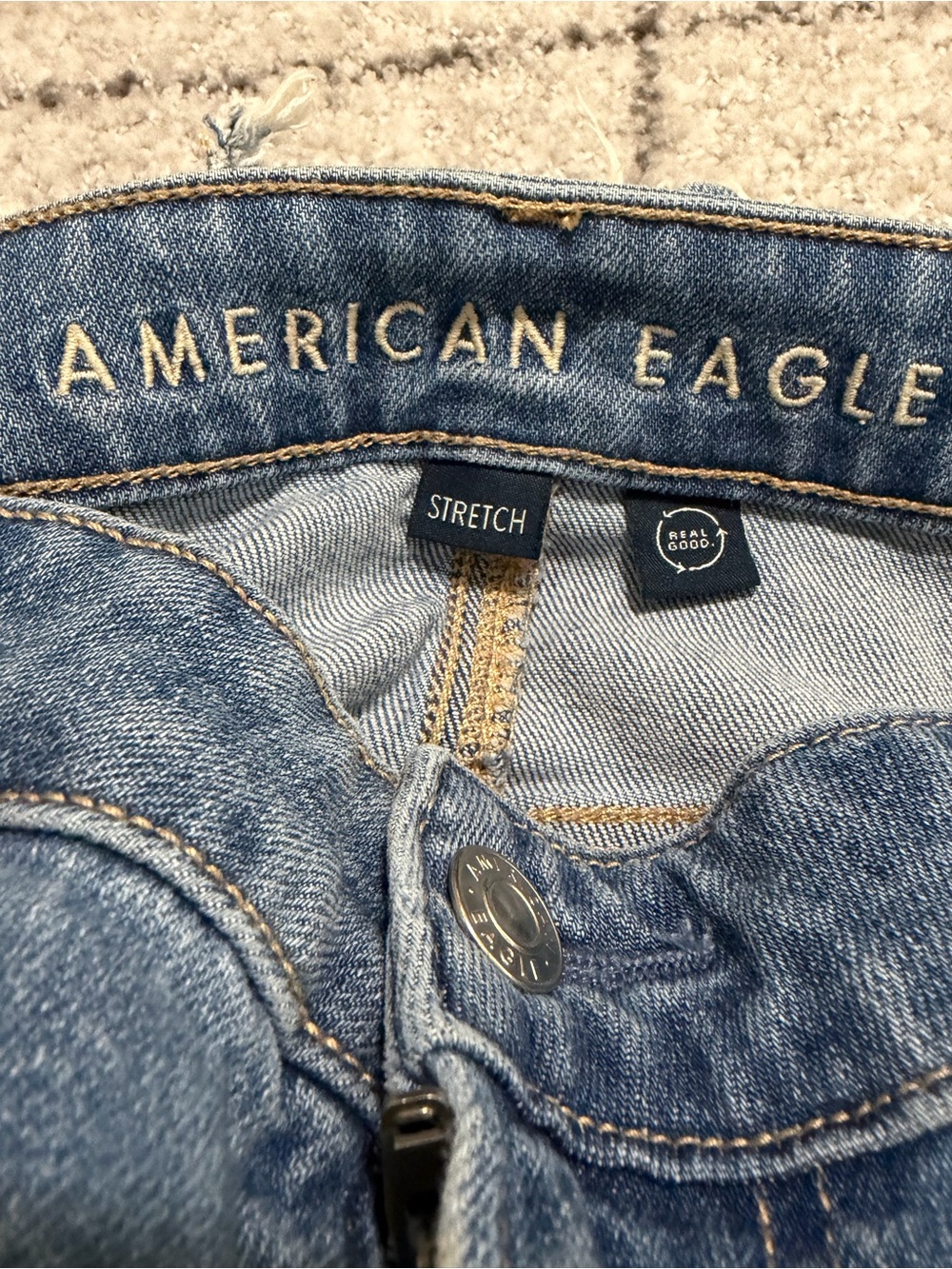 American Eagle Super High Rise Baggy Wide Leg Jeans - Picture 3 of 5